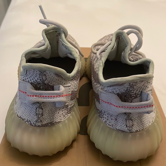 Yeezy Boost 350 V2 Blue Tint - Picture 5 of 9